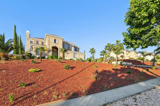 4715 Whitetail Lane, San Jose CA: https://media.crmls.org/mediaz/2d77d5bc-a22e-4738-81d2-ce57630035dc.jpg