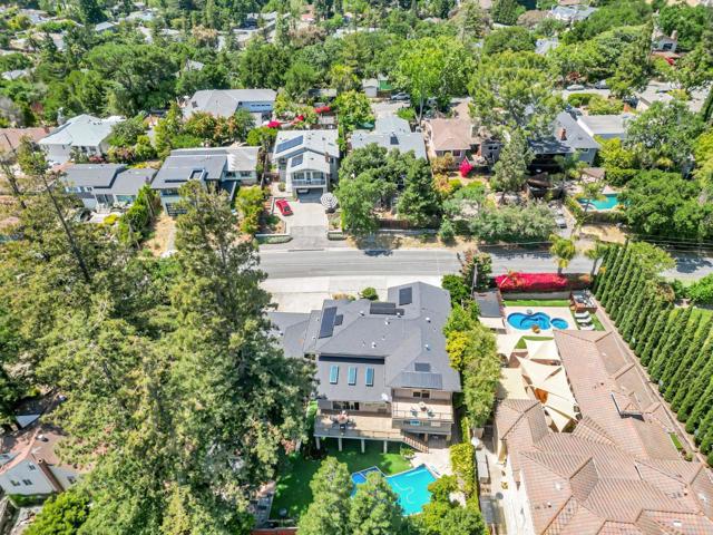 3119 Oak Knoll Drive, Redwood City CA: https://media.crmls.org/mediaz/2d789972-d83c-4833-b281-3e5d7481bac5.jpg