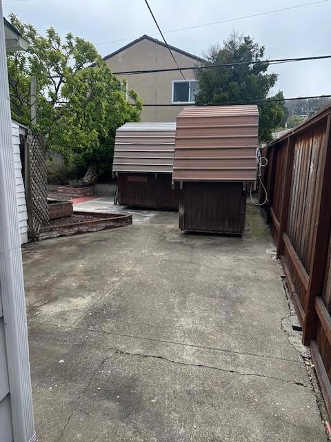 727 CHESTNUT Avenue, San Bruno CA: https://media.crmls.org/mediaz/2d789ac1-a993-4937-b405-92b52c51e8ee.jpg
