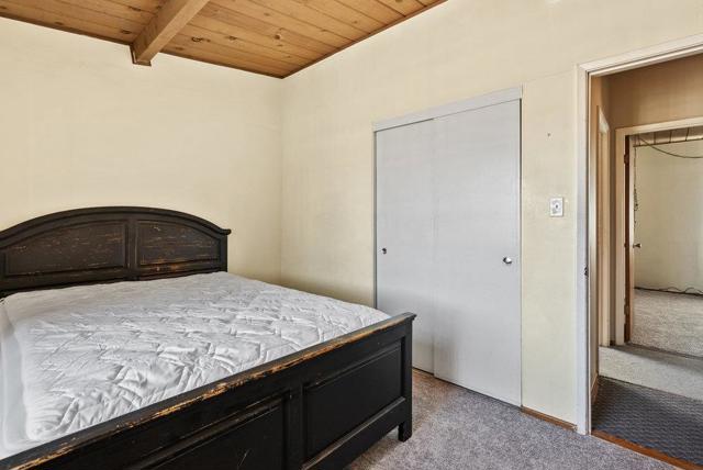 718 Meadow Drive, Salinas CA: https://media.crmls.org/mediaz/2d79aaf3-1272-48c9-9d68-13ff86815704.jpg