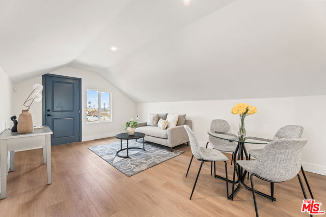426 N Pacific Avenue, San Pedro CA: https://media.crmls.org/mediaz/2d7bc57f-a699-4198-b463-10c24b44b2e9.jpg