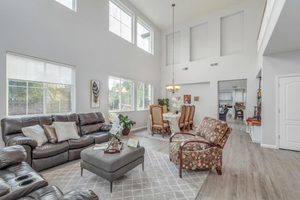 2D7D84F8 C629 486F A201 4Bb9D57C9150 310 Ashlee Avenue, Tracy, Ca 95391 &Lt;Span Style='BackgroundColor:transparent;Padding:0Px;'&Gt; &Lt;Small&Gt; &Lt;I&Gt; &Lt;/I&Gt; &Lt;/Small&Gt;&Lt;/Span&Gt;