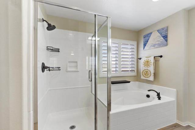 436 Via De La Paz, Palm Desert CA: https://media.crmls.org/mediaz/2d7e4fbb-4142-406a-b2f7-7f08039cd625.jpg
