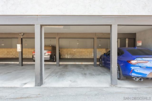 8150 Lemon Ave, La Mesa CA: https://media.crmls.org/mediaz/2d7e8ba5-5055-4fa6-a8e0-bf0dfb29a6fb.jpg