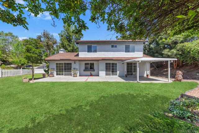 30625 Mira Loma Dr, Temecula CA: https://media.crmls.org/mediaz/2d7f9526-9904-4643-87a4-85f04557631c.jpg