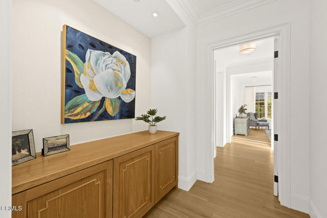 2060 Windover Road, Pasadena CA: https://media.crmls.org/mediaz/2d7fecdb-df33-4628-9911-9855a8338b5c.jpg
