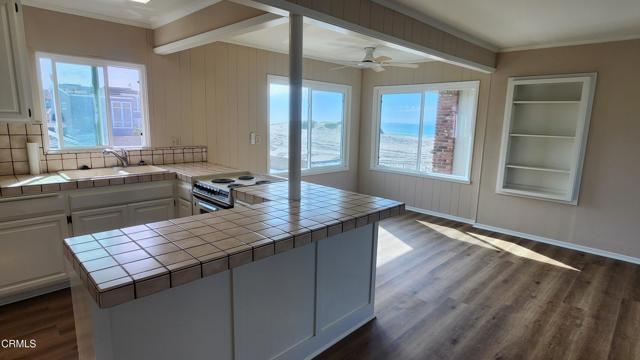 Detail Gallery Image 7 of 20 For 1081 Brockton Ln #B,  Ventura,  CA 93001 - 1 Beds | 1 Baths