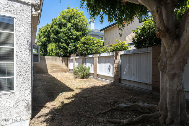 2517 Harriman Lane, Redondo Beach CA: https://media.crmls.org/mediaz/2d81abab-b2e6-4489-858b-541025b4a342.jpg
