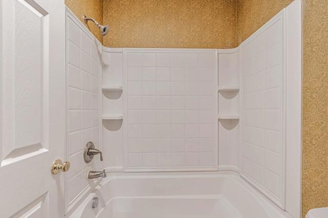 1619 Tumbleweed Way, Los Banos CA: https://media.crmls.org/mediaz/2d81d28f-ddd8-4921-b6fa-39642dbf1429.jpg