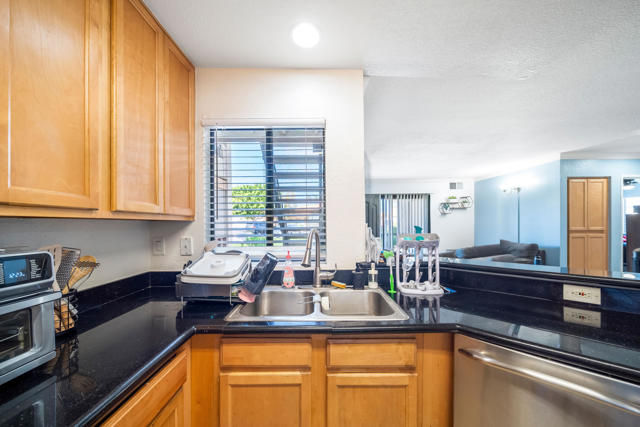 78650 Avenue 42, Bermuda Dunes CA: https://media.crmls.org/mediaz/2d81ed0a-3115-43df-ad07-53f0a39e2c2d.jpg