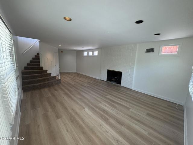 22319 Macfarlane Drive, Woodland Hills CA: https://media.crmls.org/mediaz/2d8348b4-e4a2-47b4-8551-b27cf46ae168.jpg