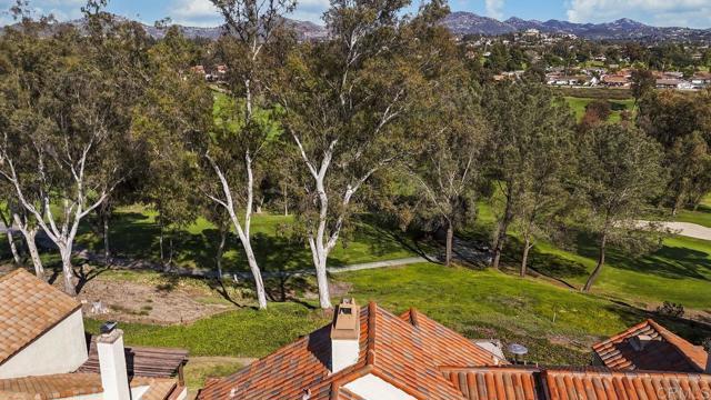 Image 26 of 40 For 17515 Devereux Rd