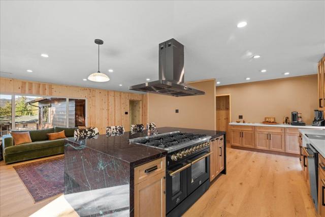 41073 Pennsylvania Avenue, Big Bear, CA 92315