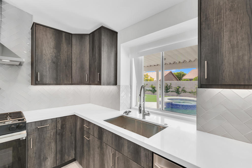 MLS #219131300DA image #14