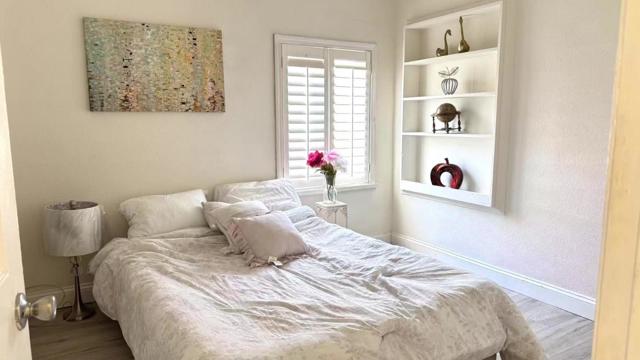 315 Garden Street, East Palo Alto CA: https://media.crmls.org/mediaz/2d85a6f0-b5af-464c-9efe-4ce5b0a03e0e.jpg