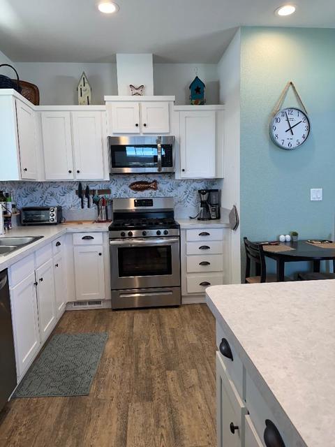 1146 Birch, Seaside CA: https://media.crmls.org/mediaz/2d86ddeb-753d-40ef-a976-885e6cf0990f.jpg