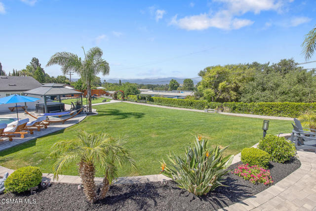 1233 Calle Olmo, Thousand Oaks CA: https://media.crmls.org/mediaz/2d87e729-59d1-411c-9255-808945f7ac0e.jpg