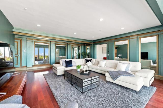 150 New Place Road, Hillsborough CA: https://media.crmls.org/mediaz/2d881cc3-00cc-498e-89cc-a6cb8f777080.jpg