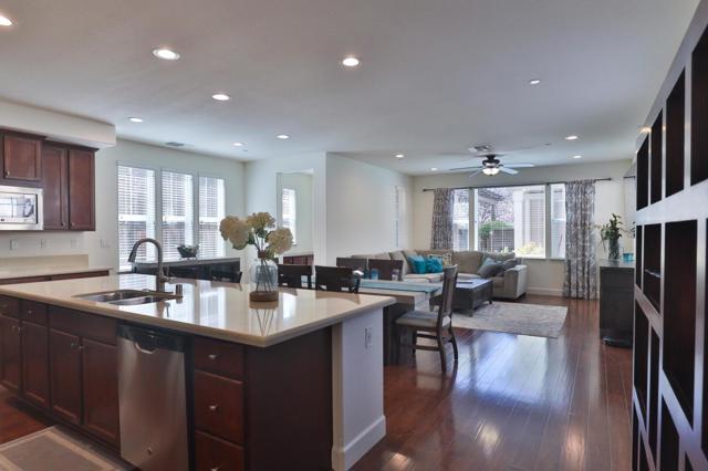 16752 San Clemente Lane, Morgan Hill CA: https://media.crmls.org/mediaz/2d897716-3546-406e-b5d6-e2ee10c4a5f0.jpg