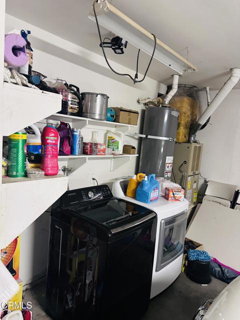 15711 Garnet, Victorville CA: https://media.crmls.org/mediaz/2d89eee4-ac5f-4708-84c1-153bceb04253.jpg