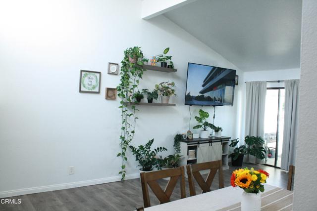Detail Gallery Image 4 of 15 For 5246 Longfellow Way, Oxnard,  CA 93033 - 2 Beds | 1 Baths