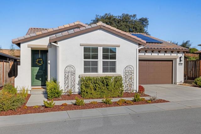 1110 McClellan, Hollister CA: https://media.crmls.org/mediaz/2d8aee93-35d2-4279-b9c6-2afa11956b88.jpg