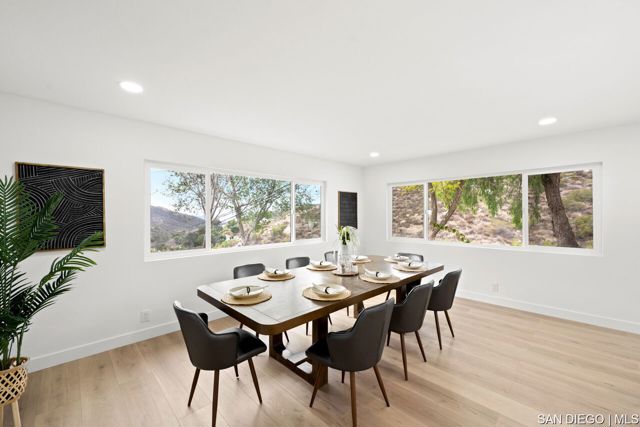 13764 Jamul DR, Jamul CA: https://media.crmls.org/mediaz/2d8b5eff-1f18-47d5-a2f2-c2ed26ff5e93.jpg