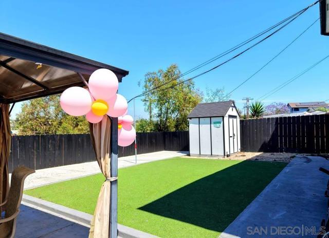 3934 Marine View Ave, San Diego CA: https://media.crmls.org/mediaz/2d8e4bdf-5ccd-4903-ab9a-8791653e350a.jpg