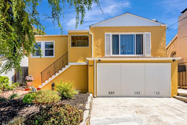 604 Key Boulevard, Richmond CA: https://media.crmls.org/mediaz/2d8fac22-b591-4cc8-a6c6-81e63e1eb4e2.jpg