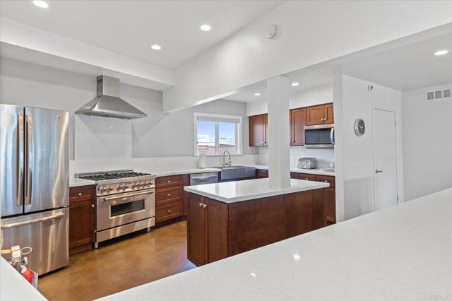 Detail Gallery Image 35 of 37 For 211 N Citrus Ave #31,  Escondido,  CA 92027 - 2 Beds | 2 Baths