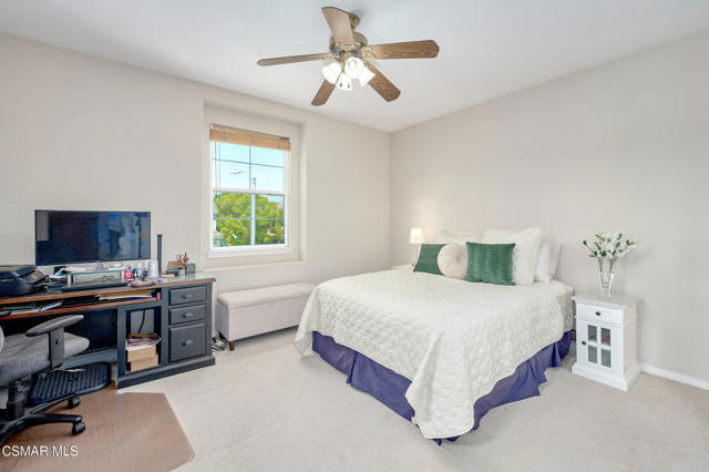 4566 Bluewood Court, Moorpark CA: https://media.crmls.org/mediaz/2d901926-4615-4e07-b8e1-06c0ae7882ef.jpg