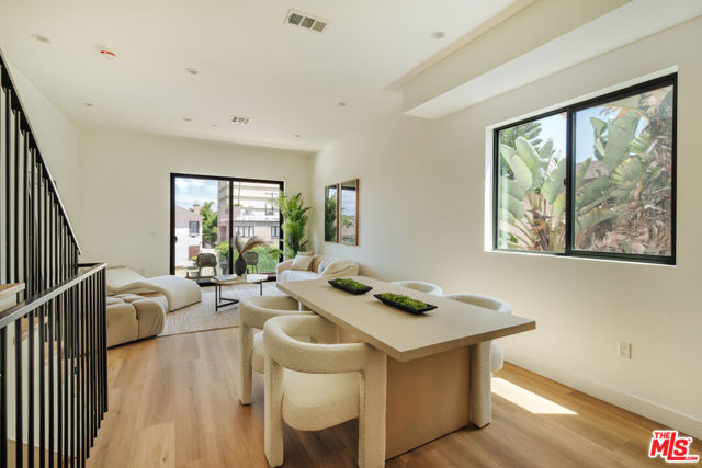 1343 S Ogden Drive, Los Angeles CA: https://media.crmls.org/mediaz/2d9095e6-f6e9-447f-9b29-0abda68294a6.jpg