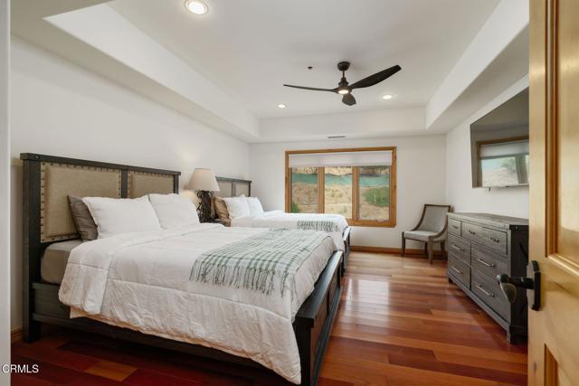 300 N Kalorama Street, Ventura CA: https://media.crmls.org/mediaz/2d90b7d8-8a93-4b8e-af46-1cb969df11d6.jpg