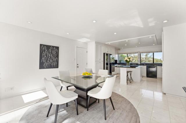 911 Matts Court, Los Altos CA: https://media.crmls.org/mediaz/2d90ba15-4e7f-4c45-8816-a08cfd7a13cf.jpg