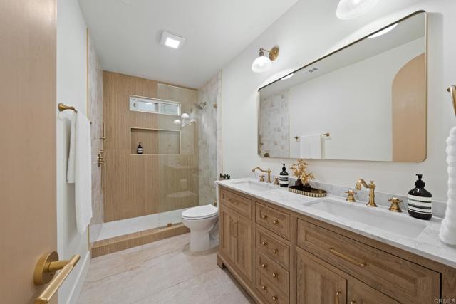 3561 Arizona St, San Diego CA: https://media.crmls.org/mediaz/2d923770-3ba8-4e71-b193-fff4e758dc1a.jpg
