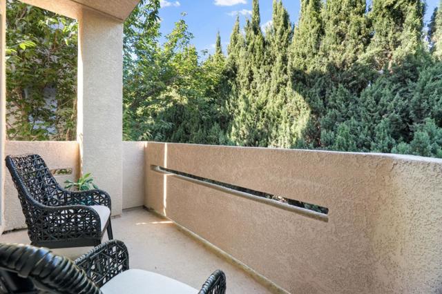 25118 Angelina Lane, Hayward CA: https://media.crmls.org/mediaz/2d92471f-6d01-4834-8119-4989a70c0e25.jpg