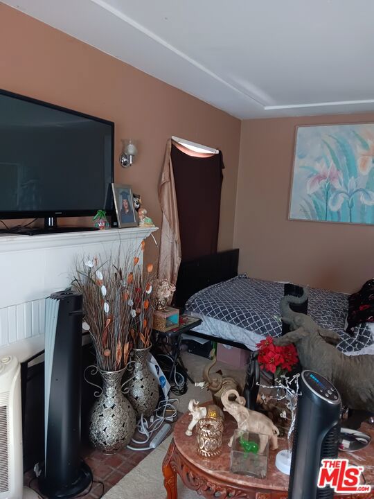 701 W 112th Street, Los Angeles CA: https://media.crmls.org/mediaz/2d93b44b-9ddc-46ae-bb84-8f1d94f75777.jpg