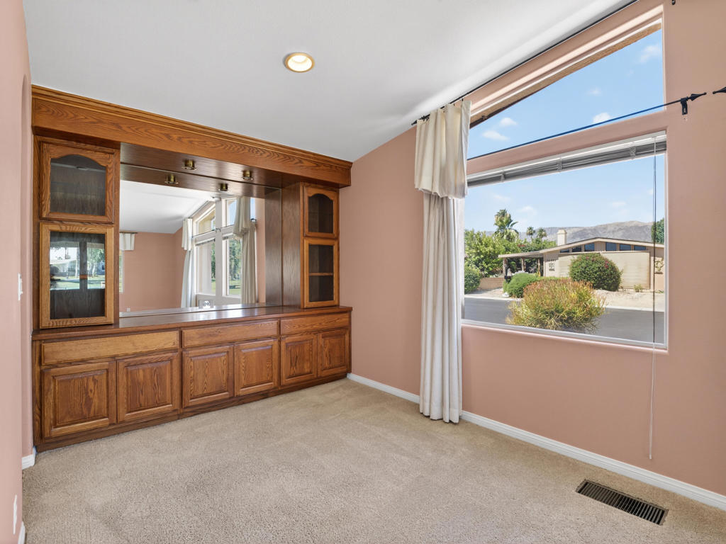 MLS #219148468DA image #14