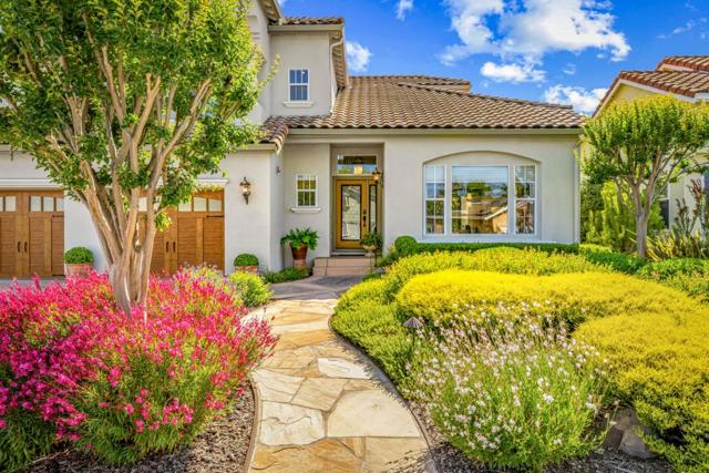 18425 Del Monte Avenue, Morgan Hill CA: https://media.crmls.org/mediaz/2d947287-e3b6-445c-a819-0f7bcce2dc4b.jpg