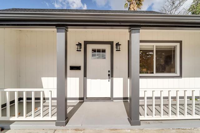 2068 Interbay Drive, San Jose CA: https://media.crmls.org/mediaz/2d94dc7f-a717-4f17-be2d-62a78fd2d0ae.jpg