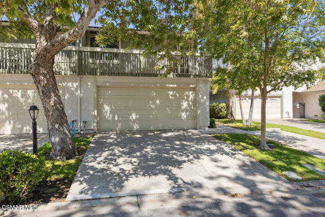 2619 Calle Hermosa, Thousand Oaks CA: https://media.crmls.org/mediaz/2d954a55-6e34-447d-a4e1-de293aa9b70b.jpg