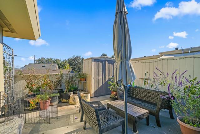 444 Villa Terrace, San Mateo CA: https://media.crmls.org/mediaz/2d967aa0-9395-4d33-8133-c6fa4c0e4fb0.jpg
