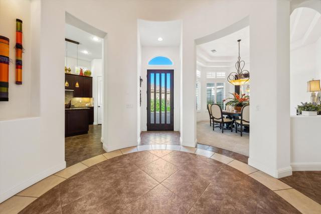80143 Miramonte Lane, La Quinta CA: https://media.crmls.org/mediaz/2d972290-929f-401d-8d99-4446893f51a8.jpg