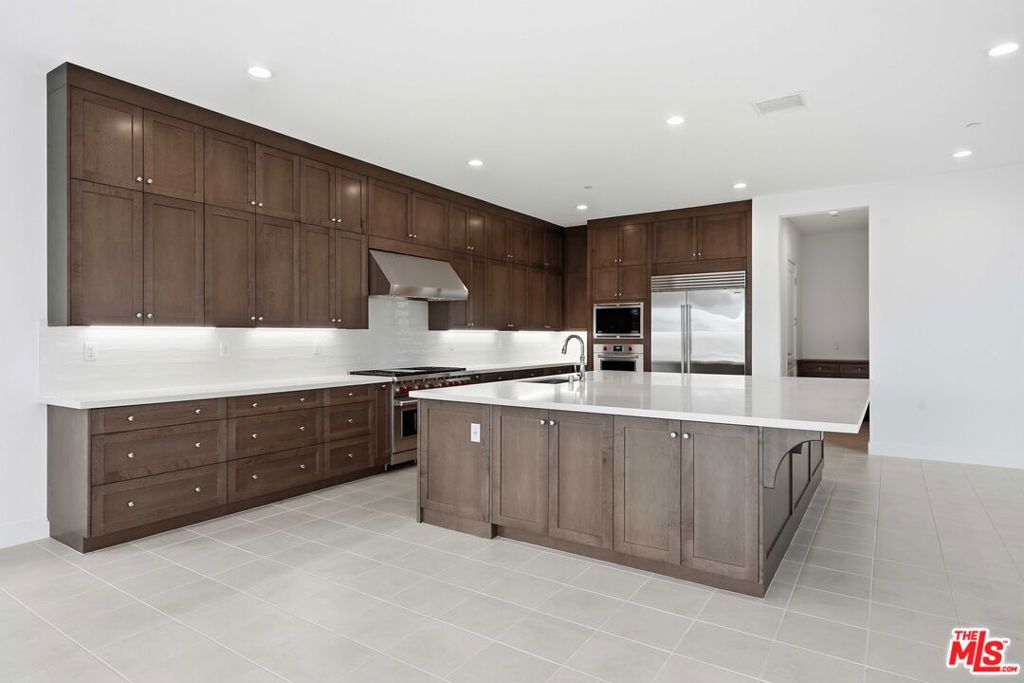 MLS #26652433 image #15