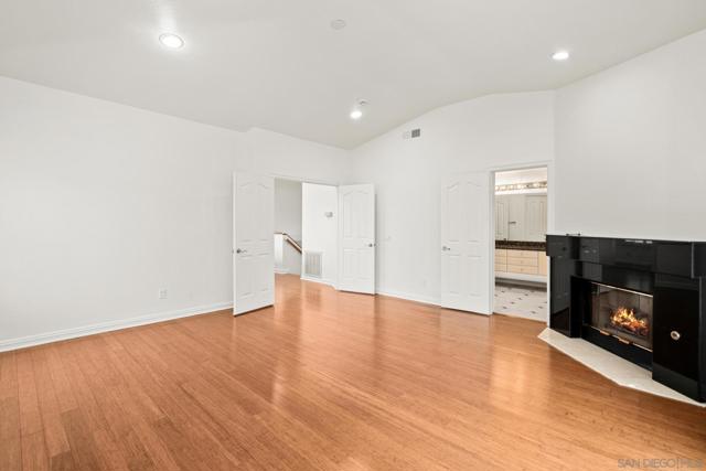 7175 Calabria Ct., San Diego CA: https://media.crmls.org/mediaz/2d975eb3-1bfa-4d01-b5fc-696d1aaebcc7.jpg