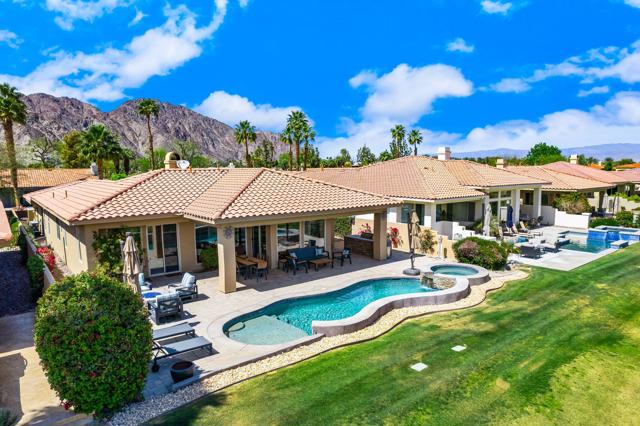 80305 Cedar, La Quinta CA: https://media.crmls.org/mediaz/2d981dc0-78dd-40df-a905-048c3f4a1c15.jpg