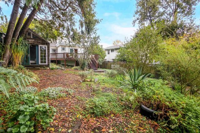 3908 Archmont Pl, Oakland CA: https://media.crmls.org/mediaz/2d98e7f5-35dc-4fb8-98b9-202ca51d2f95.jpg