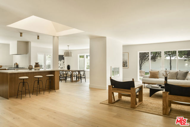 30610 Las Estrellas Drive, Malibu, CA 90265