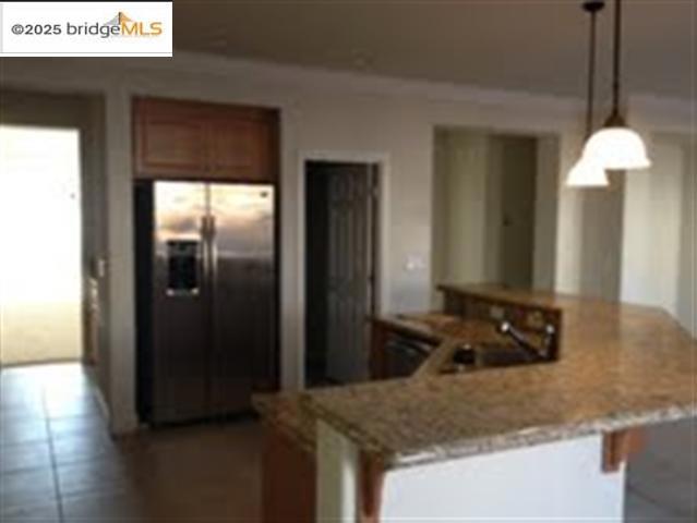 86 BOTTLEBRUSH CT, Oakley CA: https://media.crmls.org/mediaz/2d9a9eb0-fece-4dc3-b8c3-48b049141c22.jpg