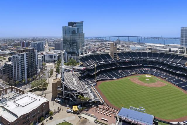 206 Park Blvd, San Diego CA: https://media.crmls.org/mediaz/2d9bafe6-b987-49d1-8fd2-2d763d651a7c.jpg